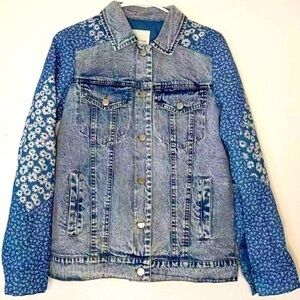 Anthropologie Avec Les Filles Floral Quilted Button Down Acid Wash Denim Jacket